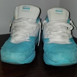 saucony